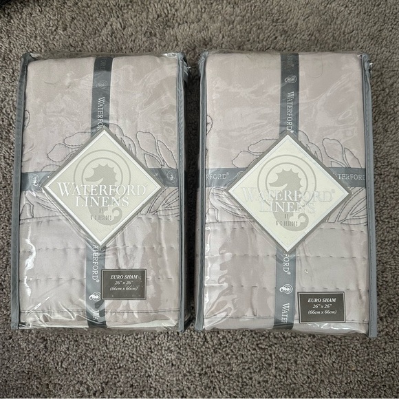 NWT! Waterford Kaylee Euro Sham Pillow Thistle Lavendar Silver Floral  set of 2 - Picture 1 of 6